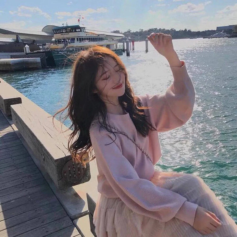 却不见坟墓! 海报